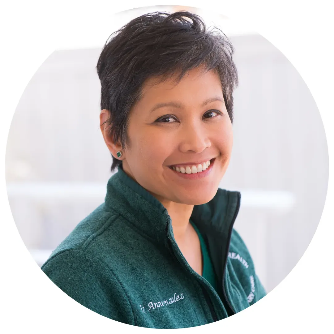 Episode 50 - No Plan, No Patients, New Town: Dr. Nicole Newingham's DPC Launch Story