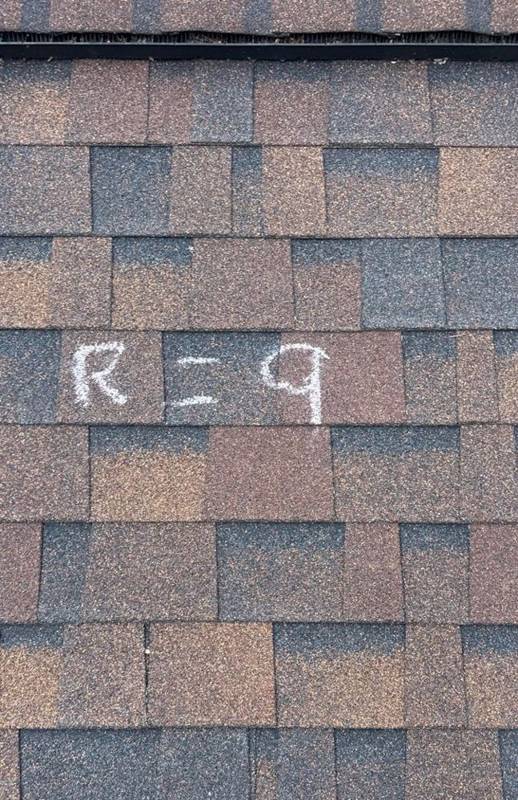 Same roof: nine hits counted on one slope (R = 9)