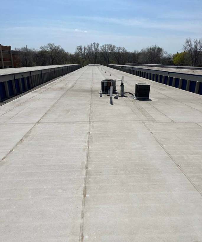 A long membrane roof run with rooftop equipment at iStorage SLP, April 2024