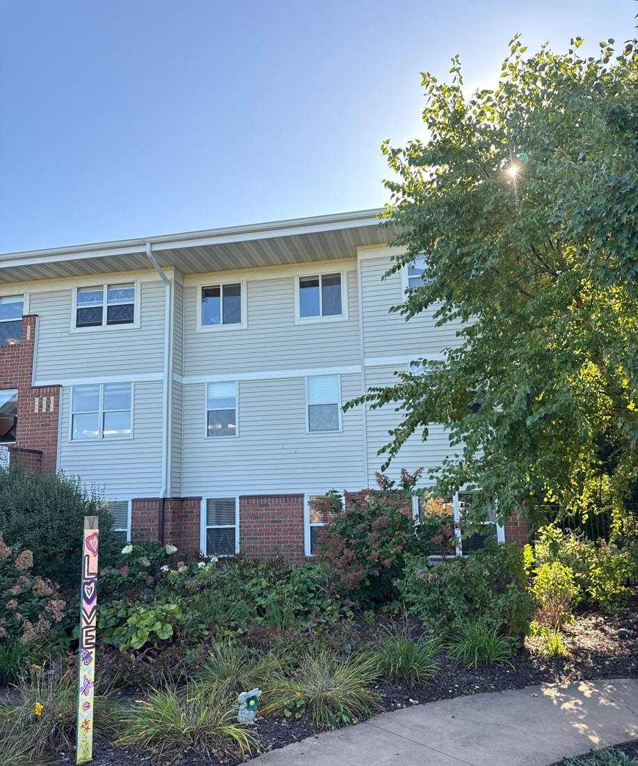 Oak Meadows Senior Living apartment building in Oakdale, MN during a Repair King roof inspection