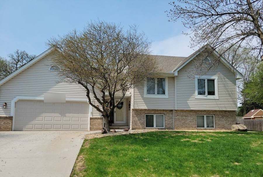 Ranch-style home in Lakeville photographed during a roof project, May 2022
