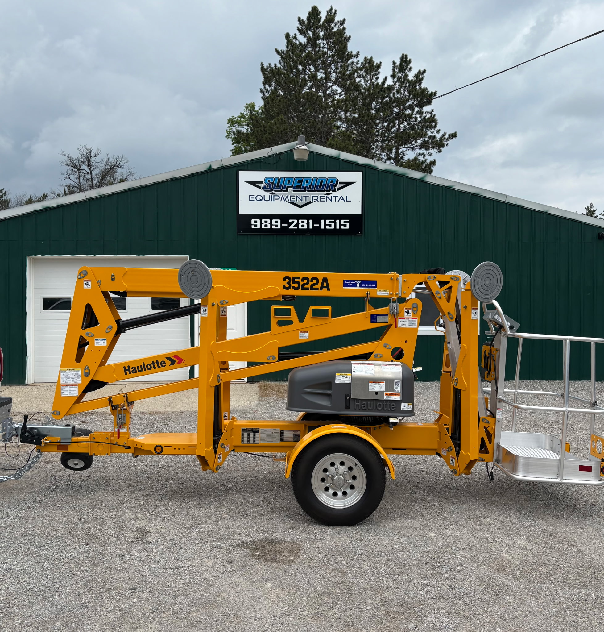 35 foot Man Lift Image