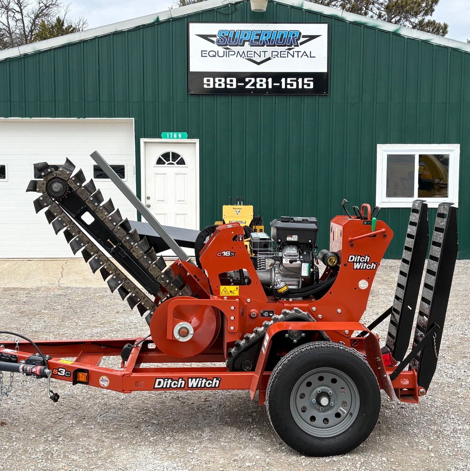 18 foot Flatbed Trailer Image