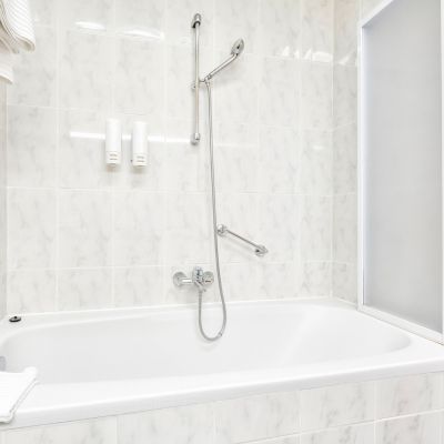 {{ custom_values.service_4 }} in {{custom_values.area_2})