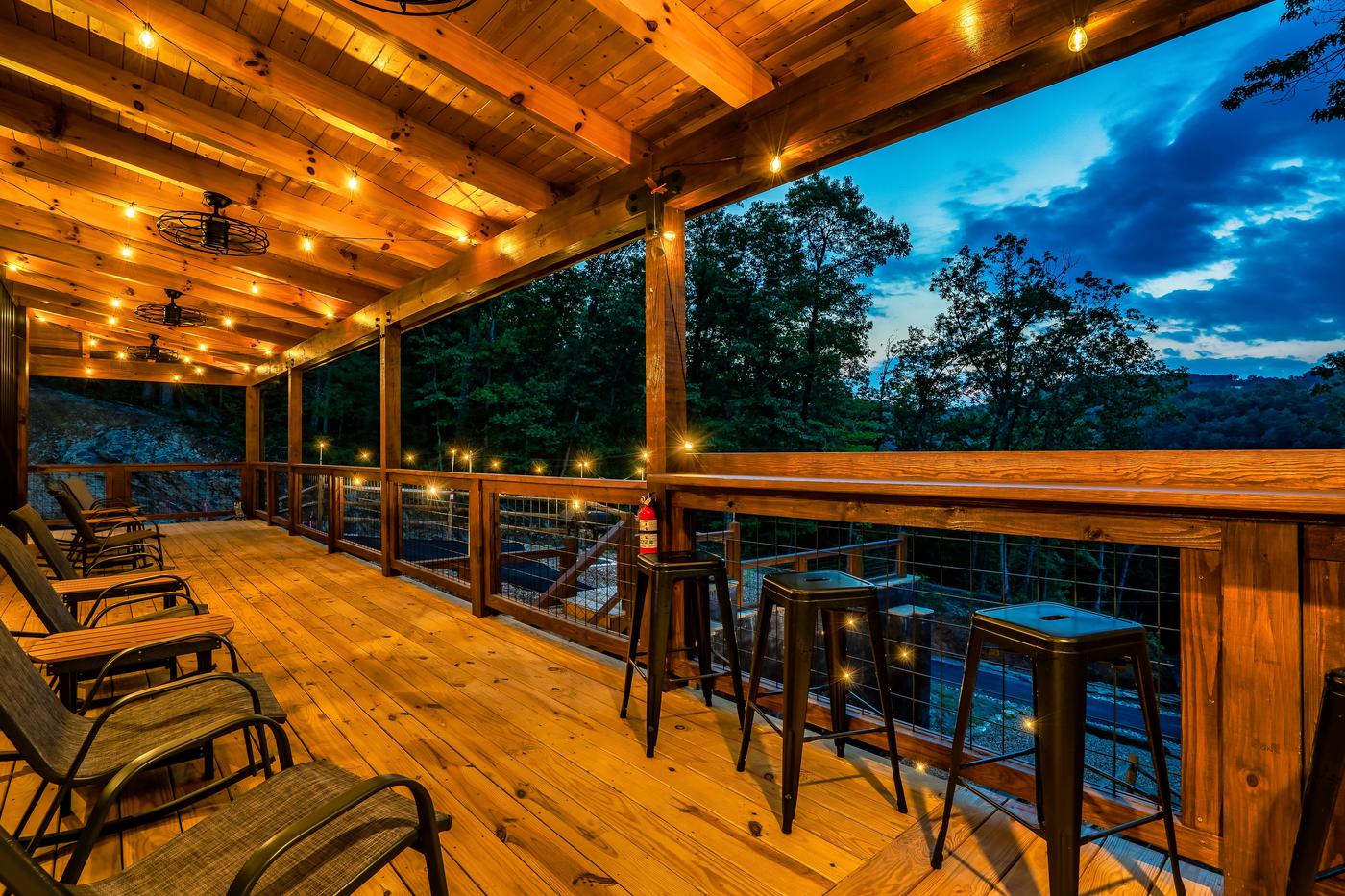 Upper deck bar seating and cable railings