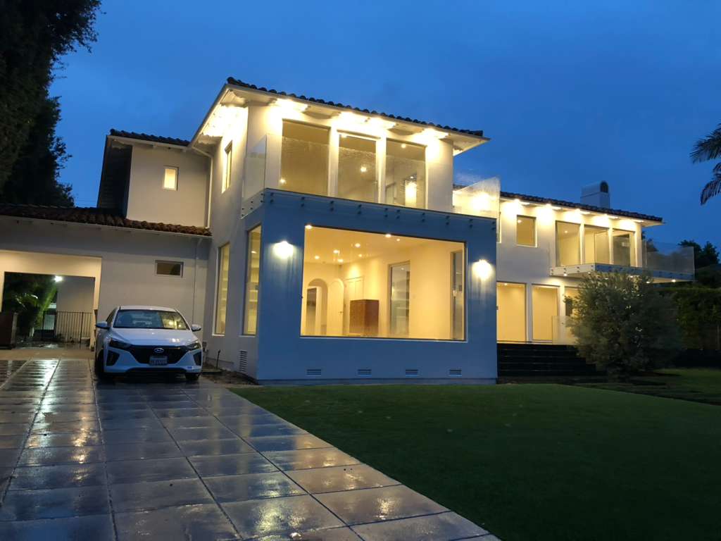 Custom home design and build services in Los Angeles