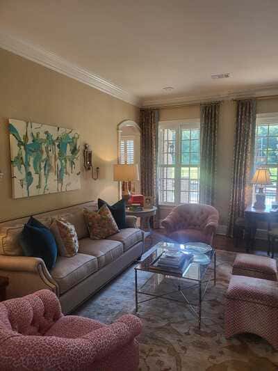 {{ custom_values.service_1 }} in {{custom_values.area_3})