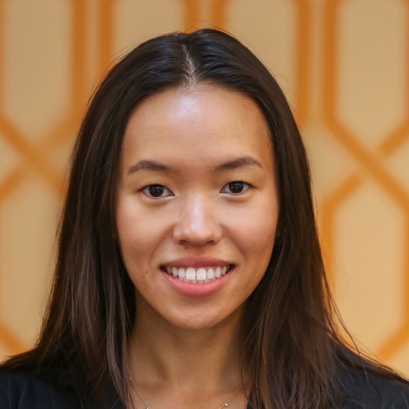  Tina L.