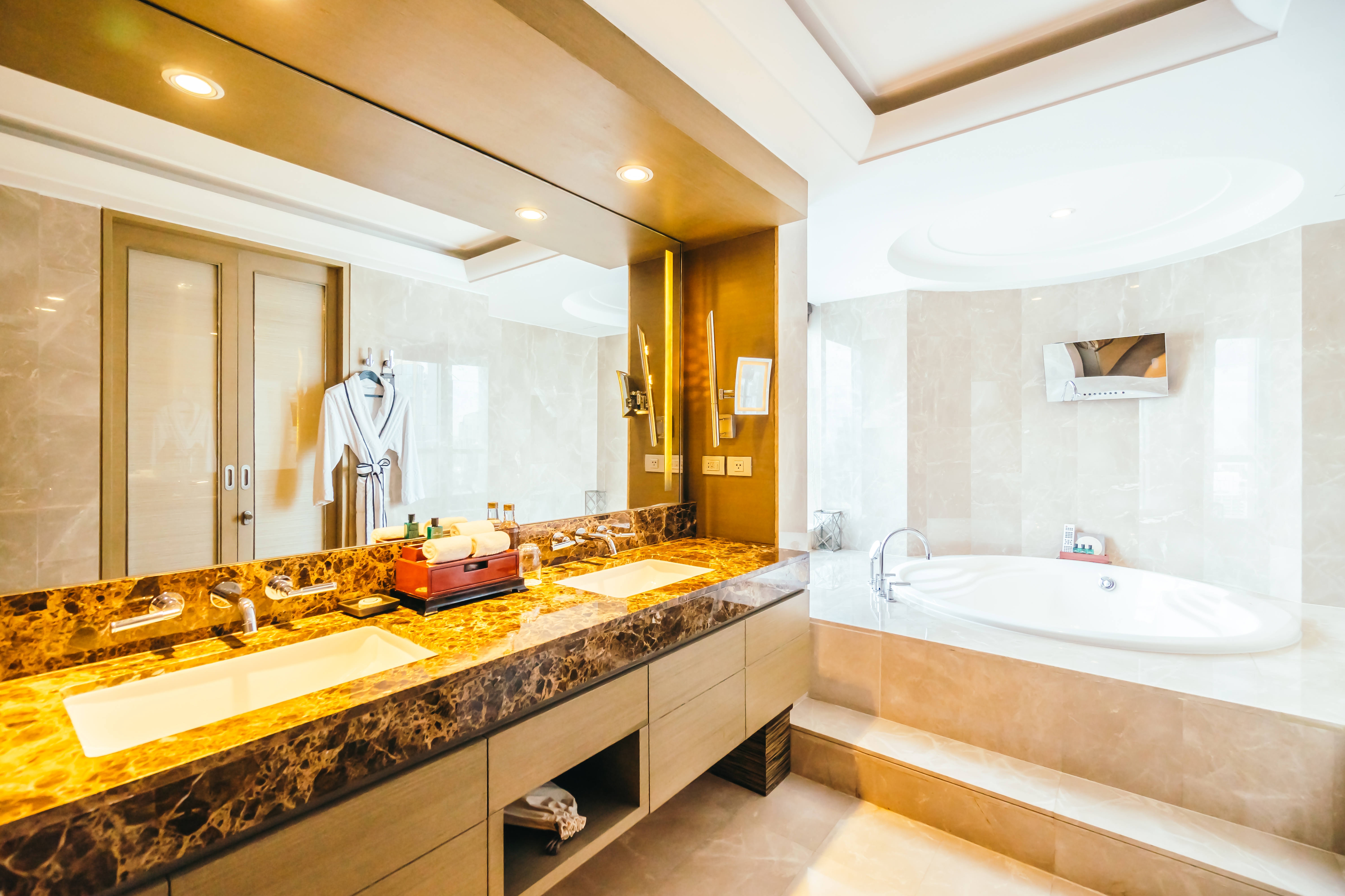 Elegant bathroom remodel by Dream Scape Home Improvement - Featuring stylish fixtures, custom tile work, and modern designs. Click to discover comprehensive bathroom renovation services in Bridgeton, NJ.