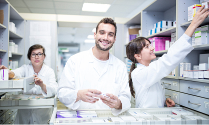 pharmacists-working