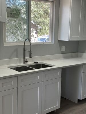 {{ custom_values.service_2 }} in {{custom_values.area_2})