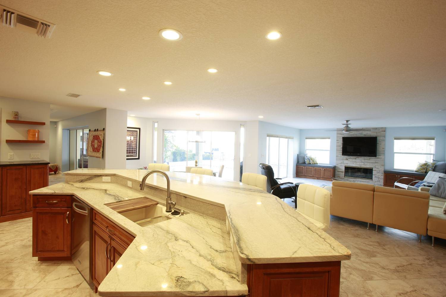 Kitchen island in quartzite