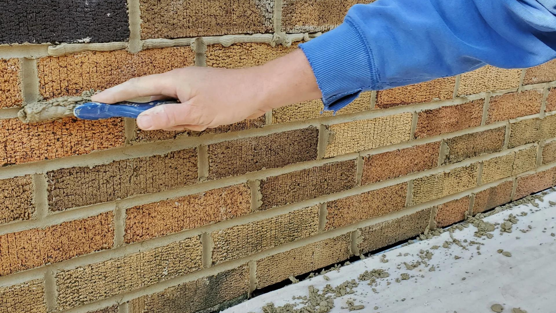 Tuckpointing (All Roof Types)
