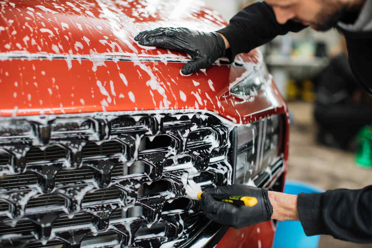 car-detailing-investment-reduces-future-correction-costs-protects-valuable