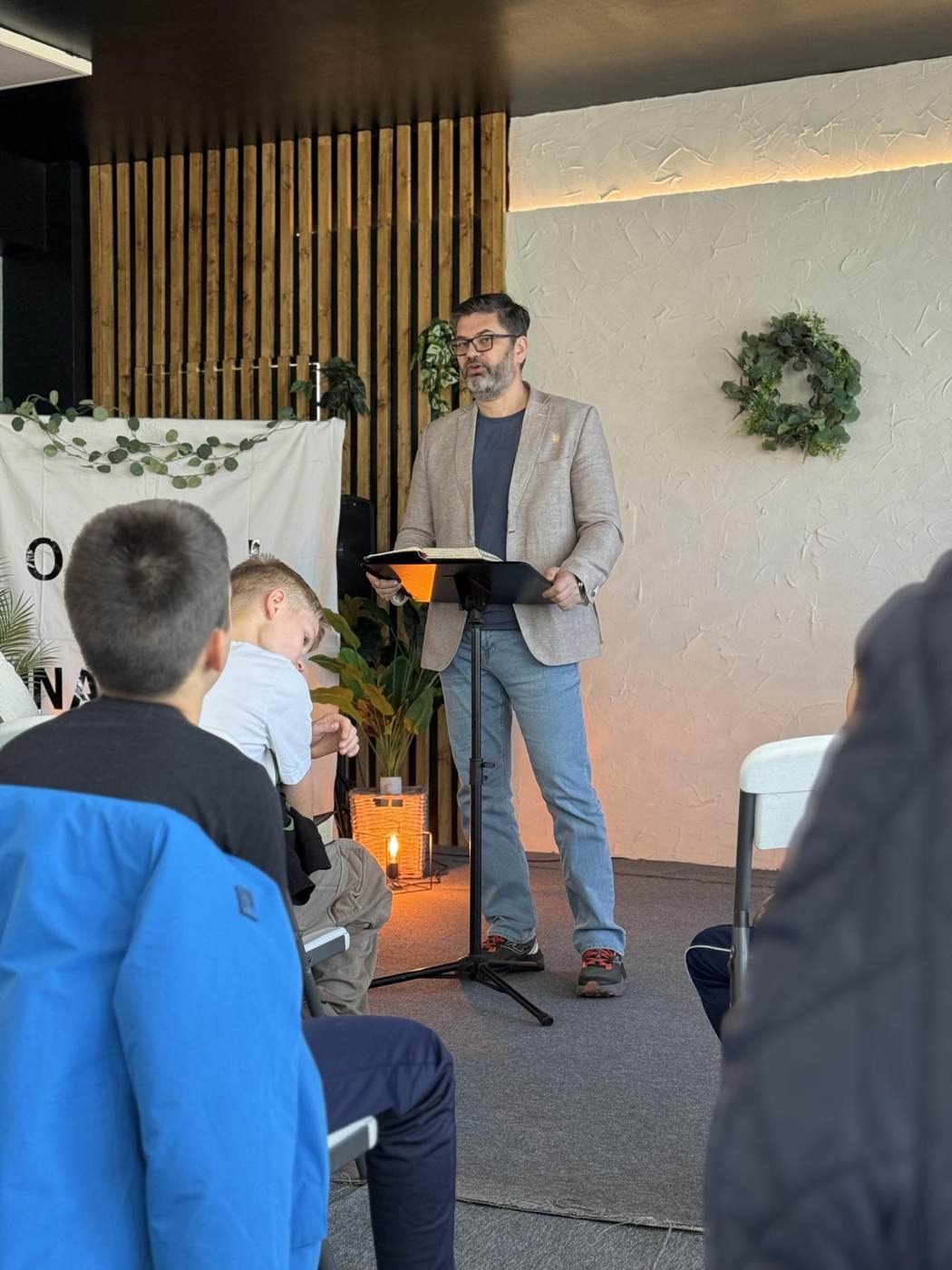 Andrei preaching at Biserica Grace
