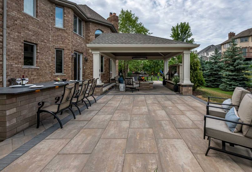 Completed paver patio and outdoor living project in Burr Ridge