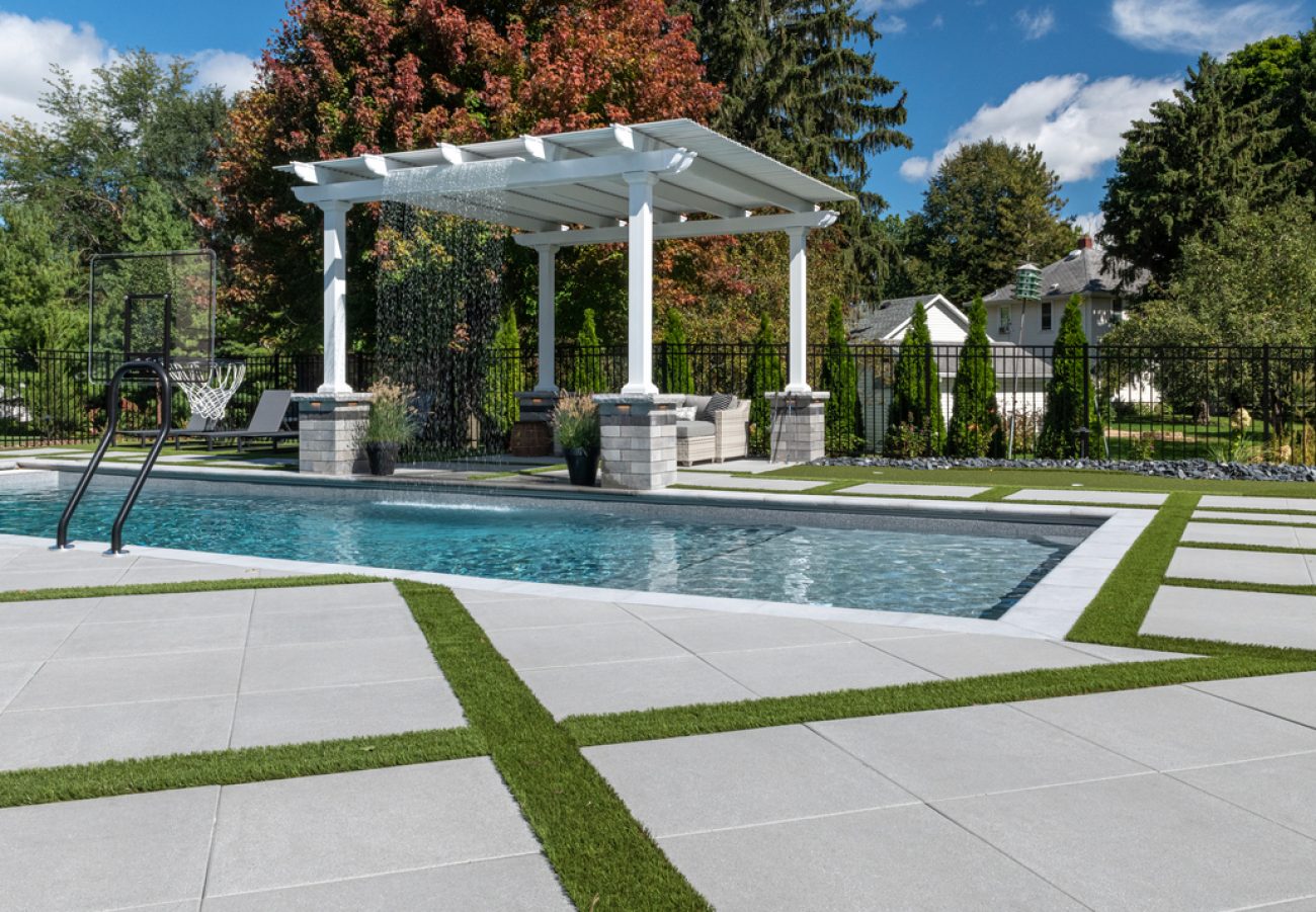 Completed paver patio project on golf course lot in Wynstone, North Barrington