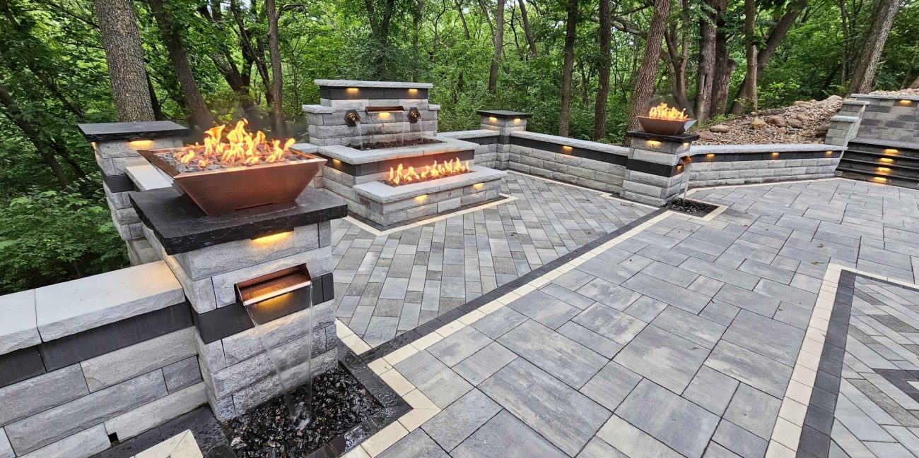 Barrington Hills paver patio deck