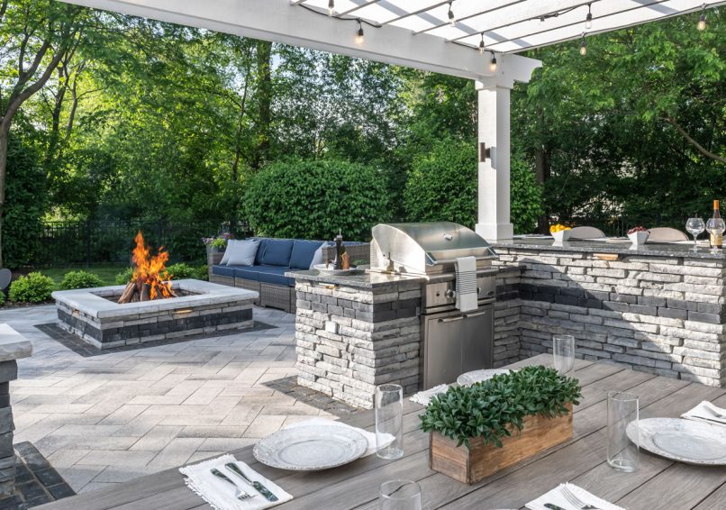 South Barrington outdoor kitchen