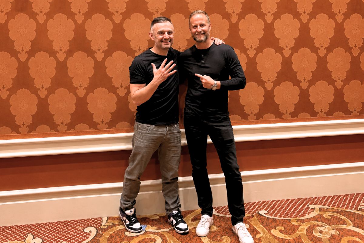 FNDRS founders connecting