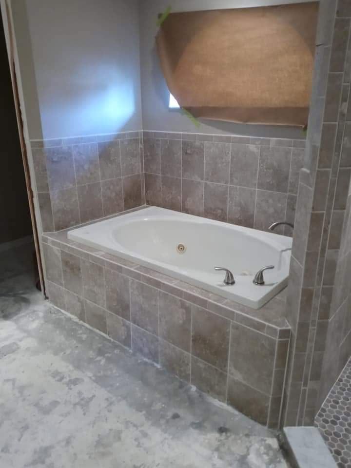 Jetted tub surround