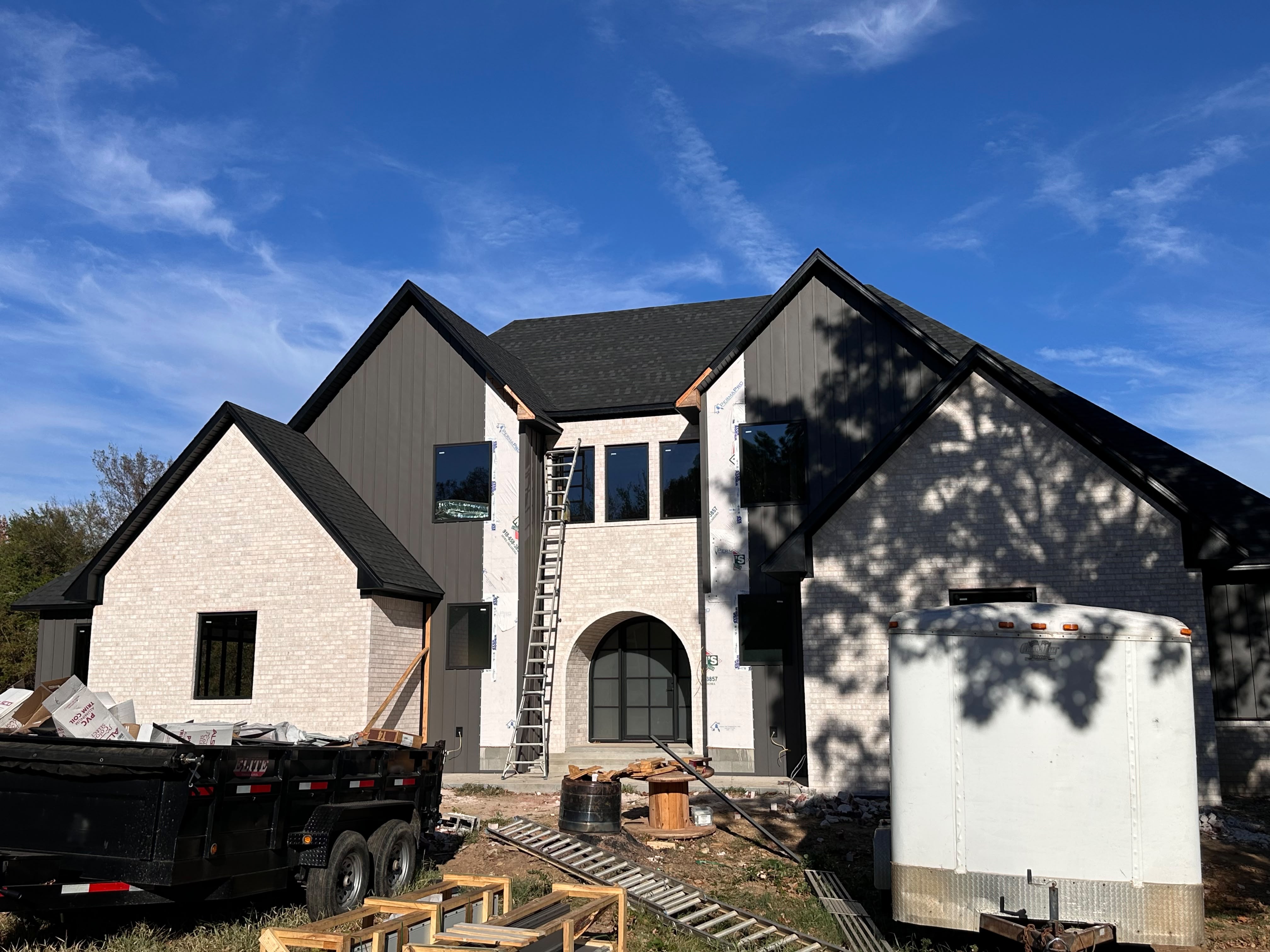Siding contractor in Poteau OK completed by N2 Garcia's Construction LLC