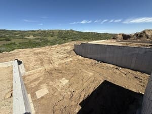 {{ custom_values.service_2 }} in {{custom_values.area_3})