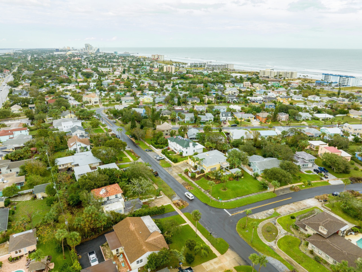 Daytona Beach Roofing LLC