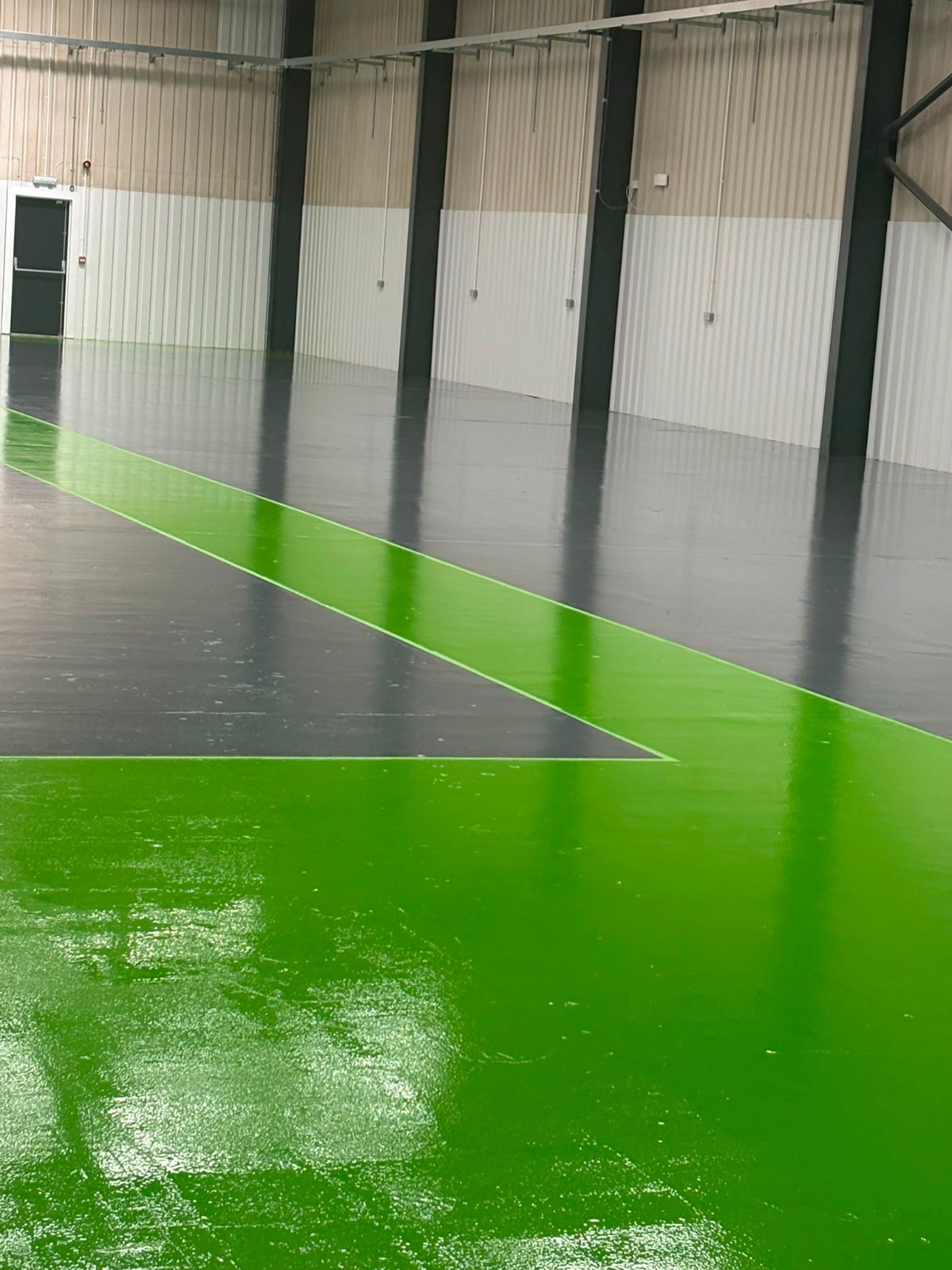High Build Flooring Garage Factory Paint
