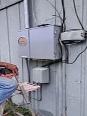 {{ custom_values.service_1 }} in {{custom_values.area_5})