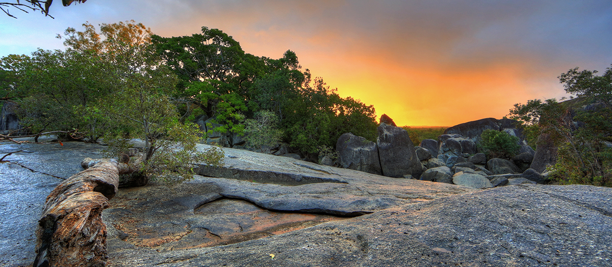 Granite Gorge boulders and creek at sunset