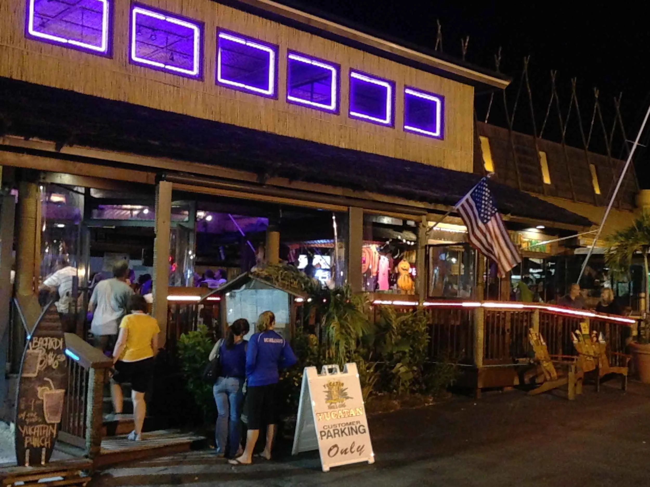 Yucatan Beach Stand tropical tiki bar Fort Myers Beach
