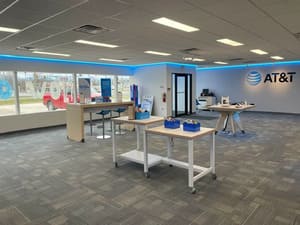 {{ custom_values.service_2 }} in {{custom_values.area_1})