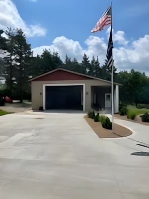 {{ custom_values.service_1 }} in {{custom_values.area_7})