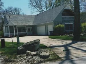 {{ custom_values.service_2 }} in {{custom_values.area_4})