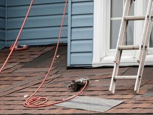Asphalt shingles in Milton