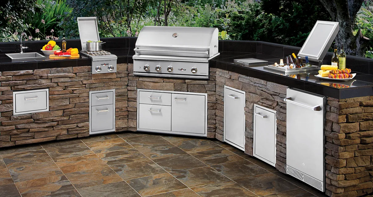 Outdoor kitchen
