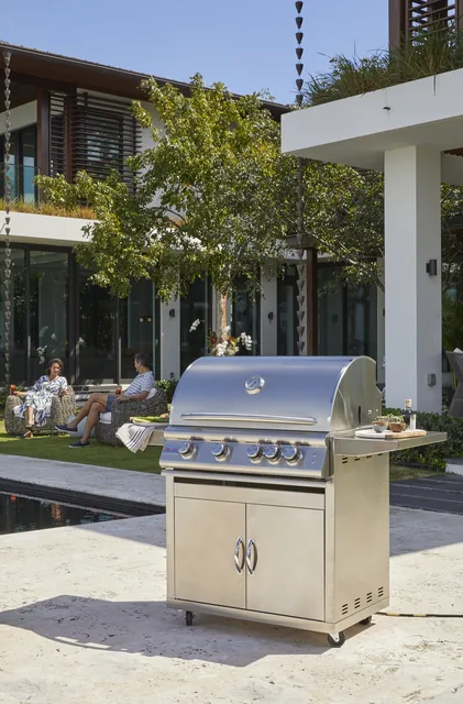 Outdoor kitchen