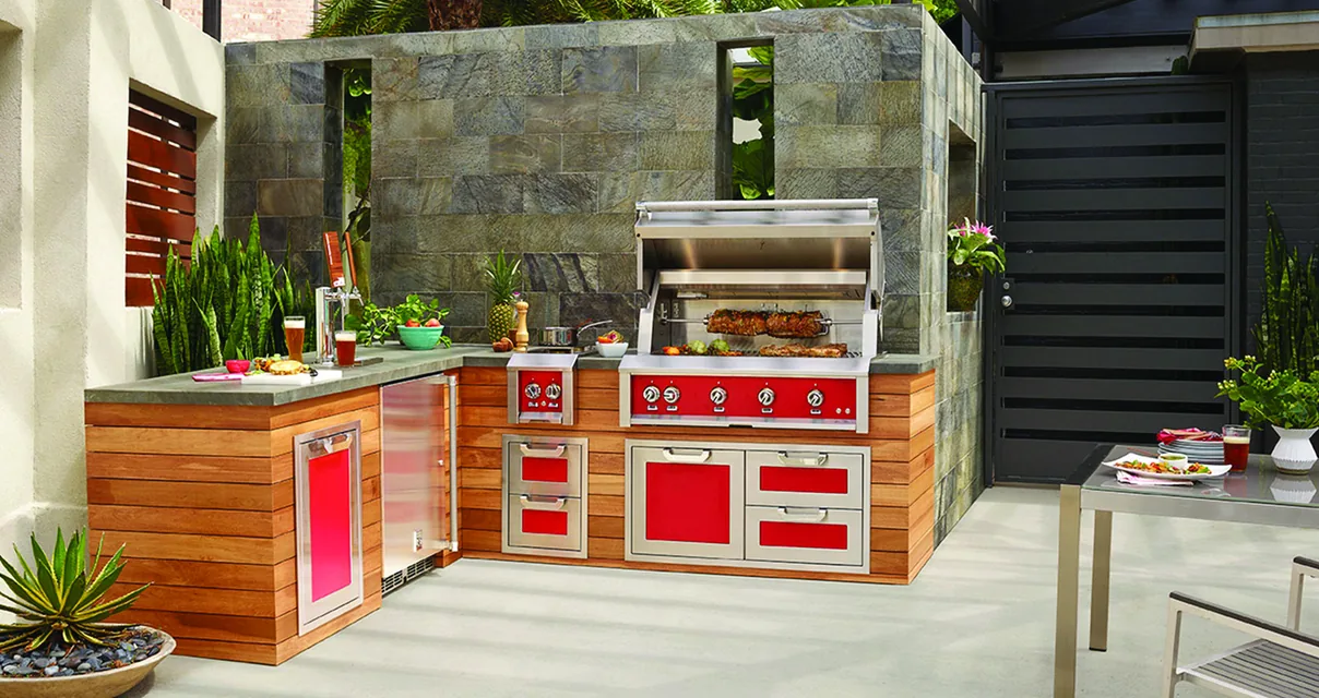 Outdoor kitchen