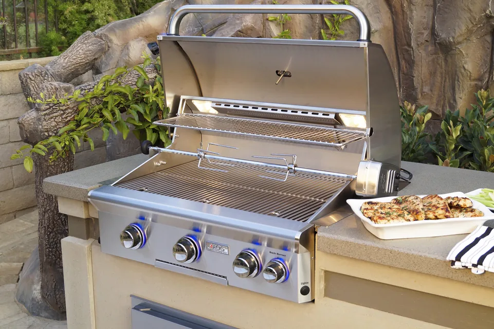 Outdoor kitchen