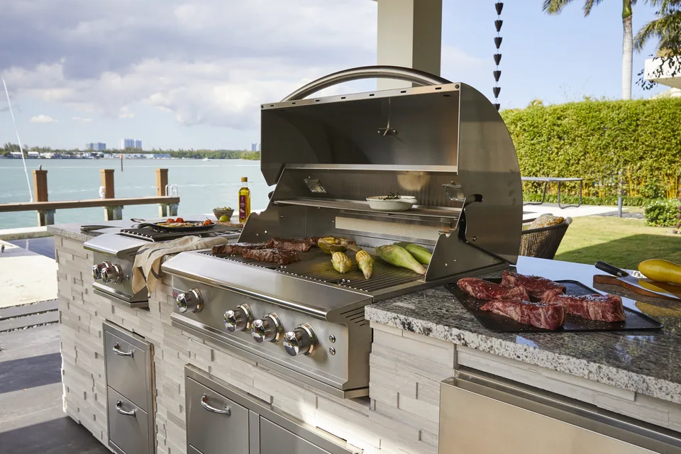 Outdoor kitchen