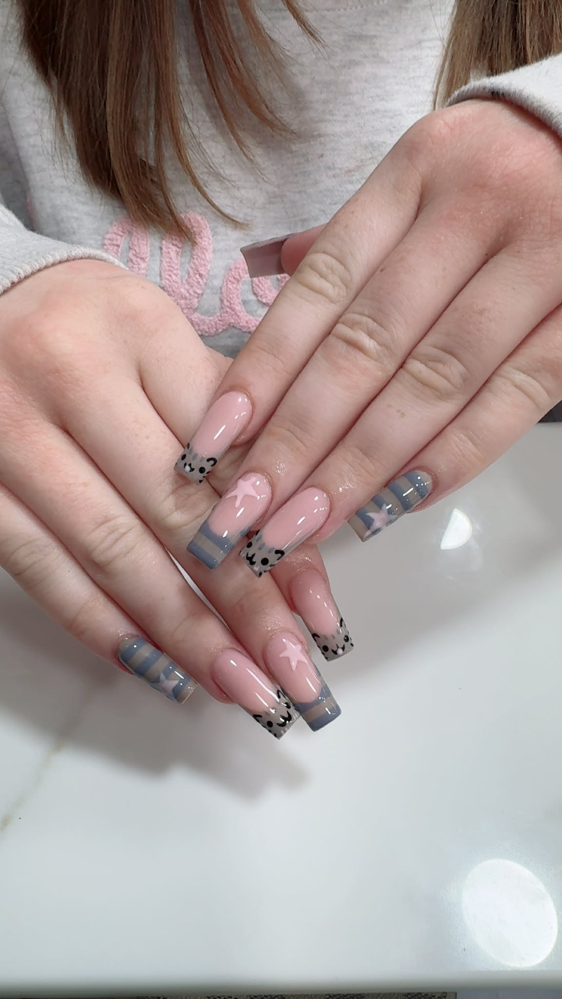 Kellys Nails & Beauty nail design 4