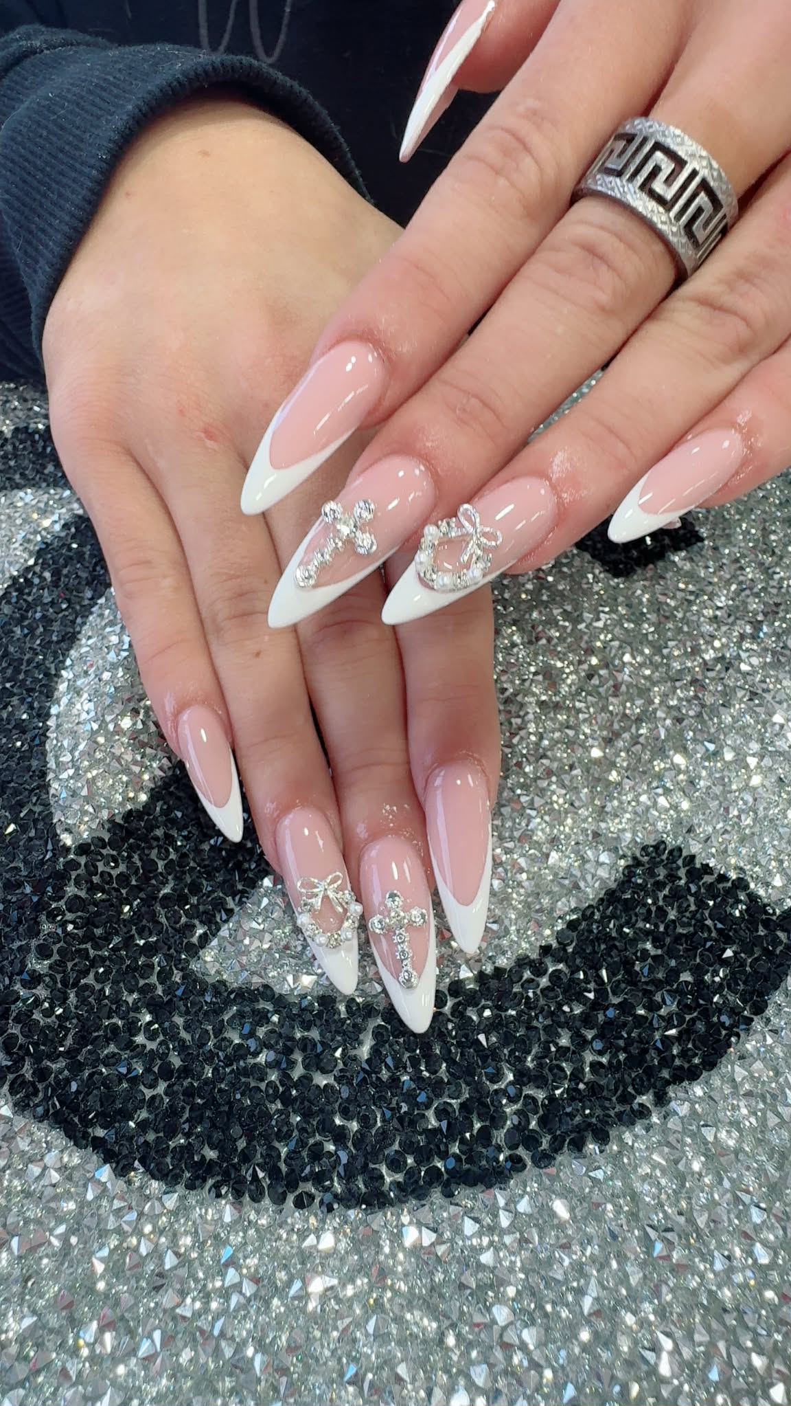 Kellys Nails & Beauty nail design 1