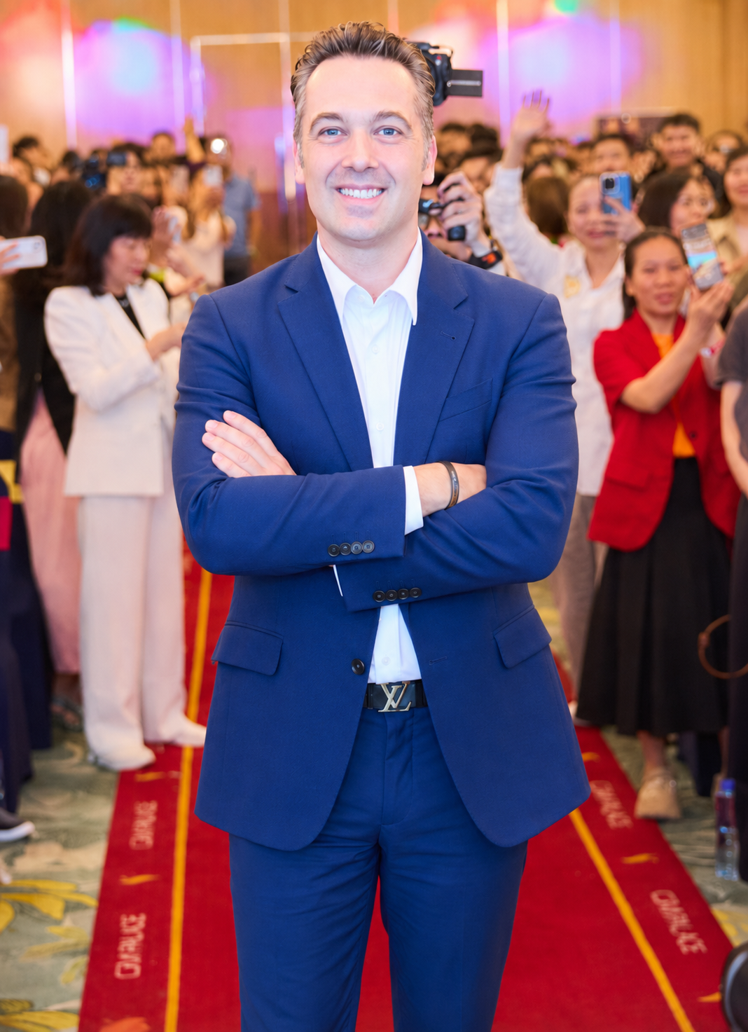 Dr. Sebastien Leblond