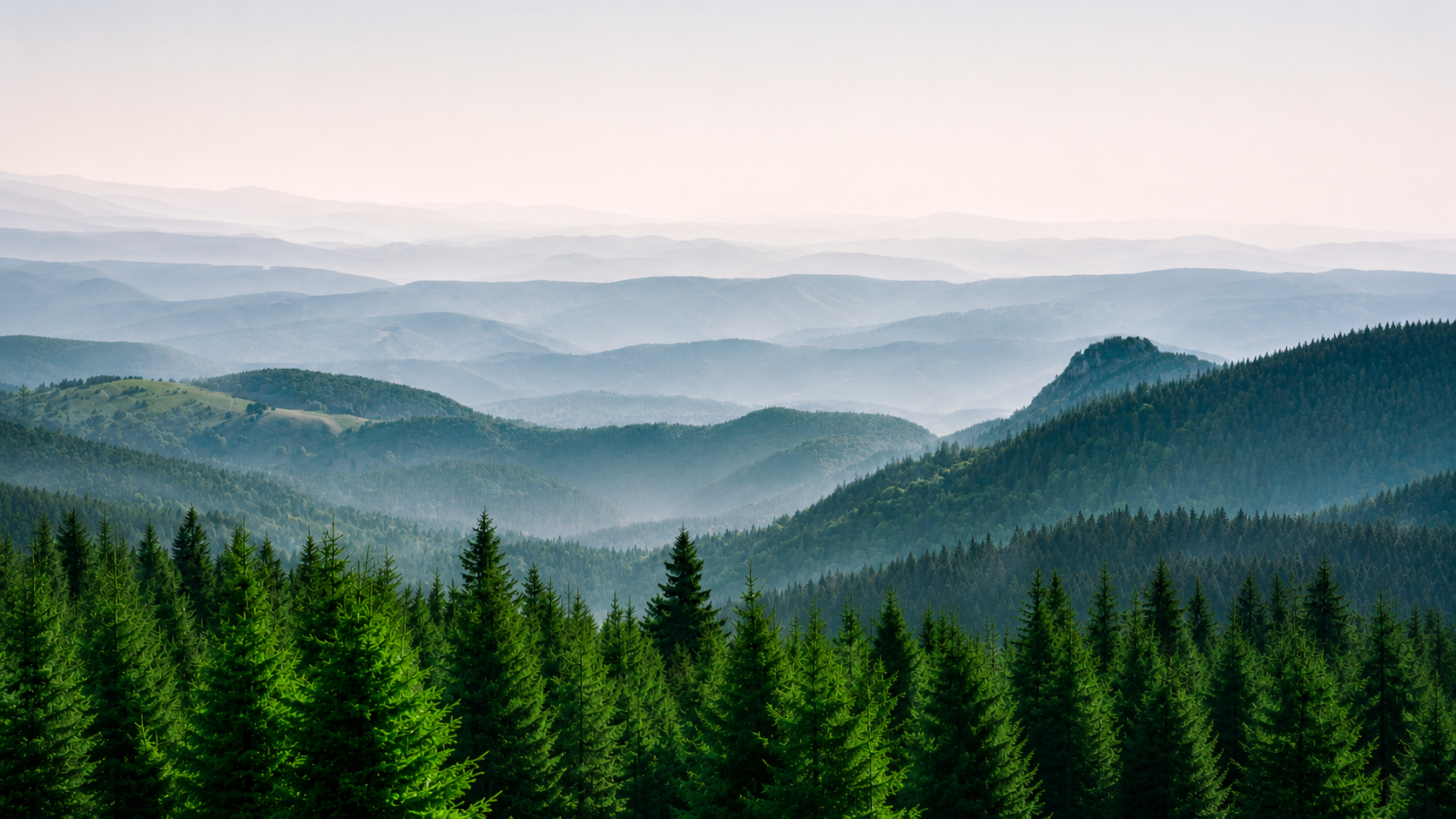 calm view to the horizon across green valley