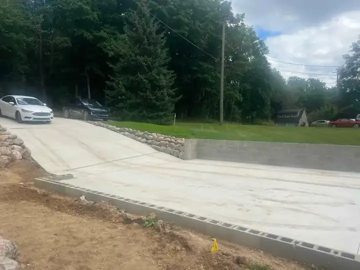 Concrete Driveway & Site Pad