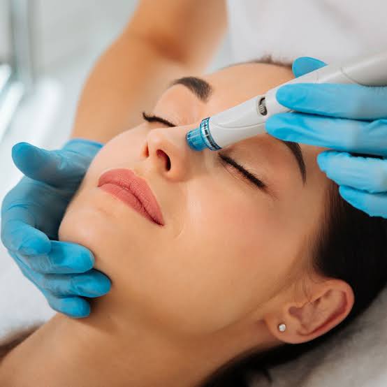 Hydrafacial + Fresh Up Green Peel