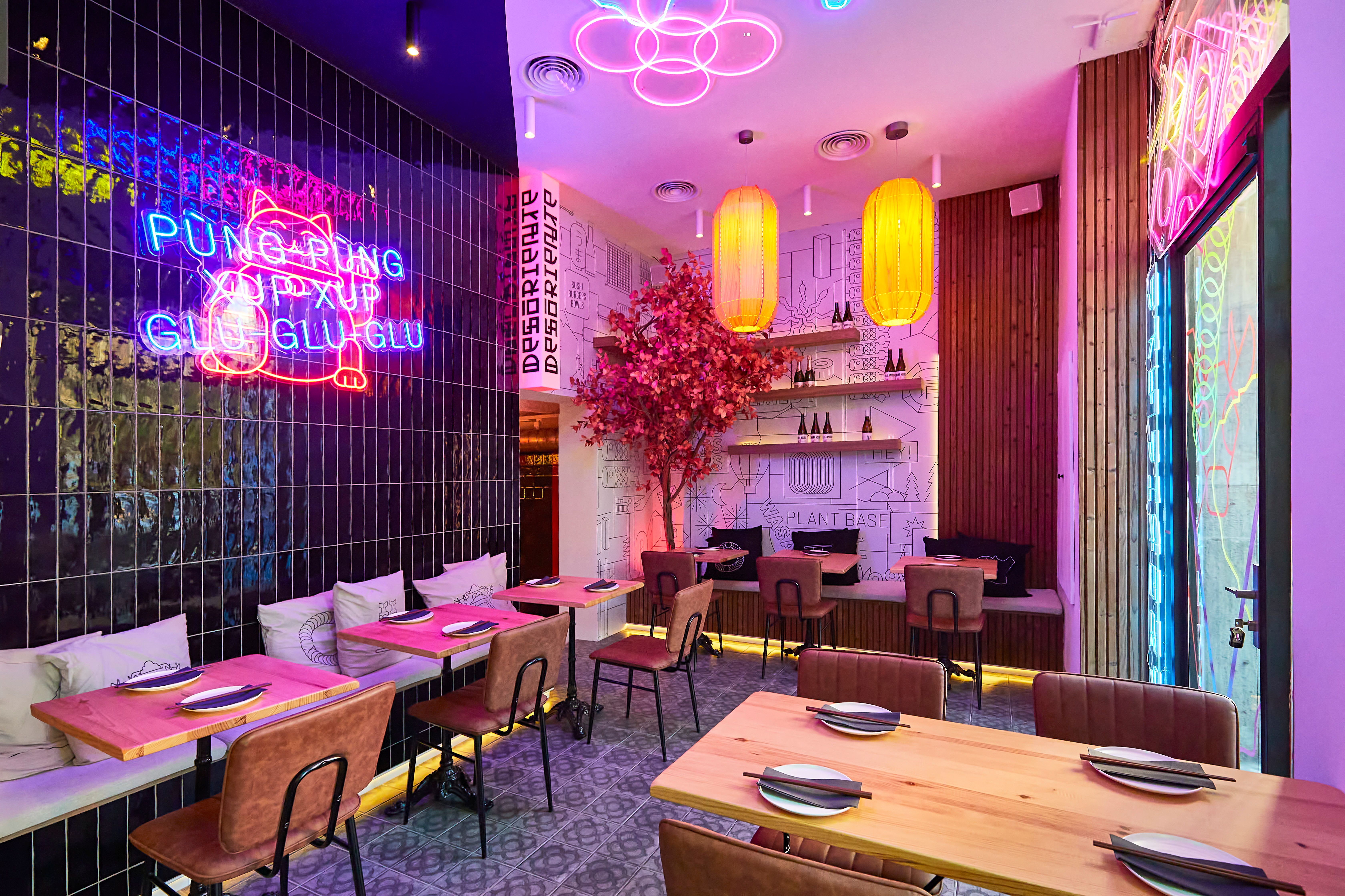Reforma integral de sala y barra de restaurante en Barcelona – Cubic General Contractor