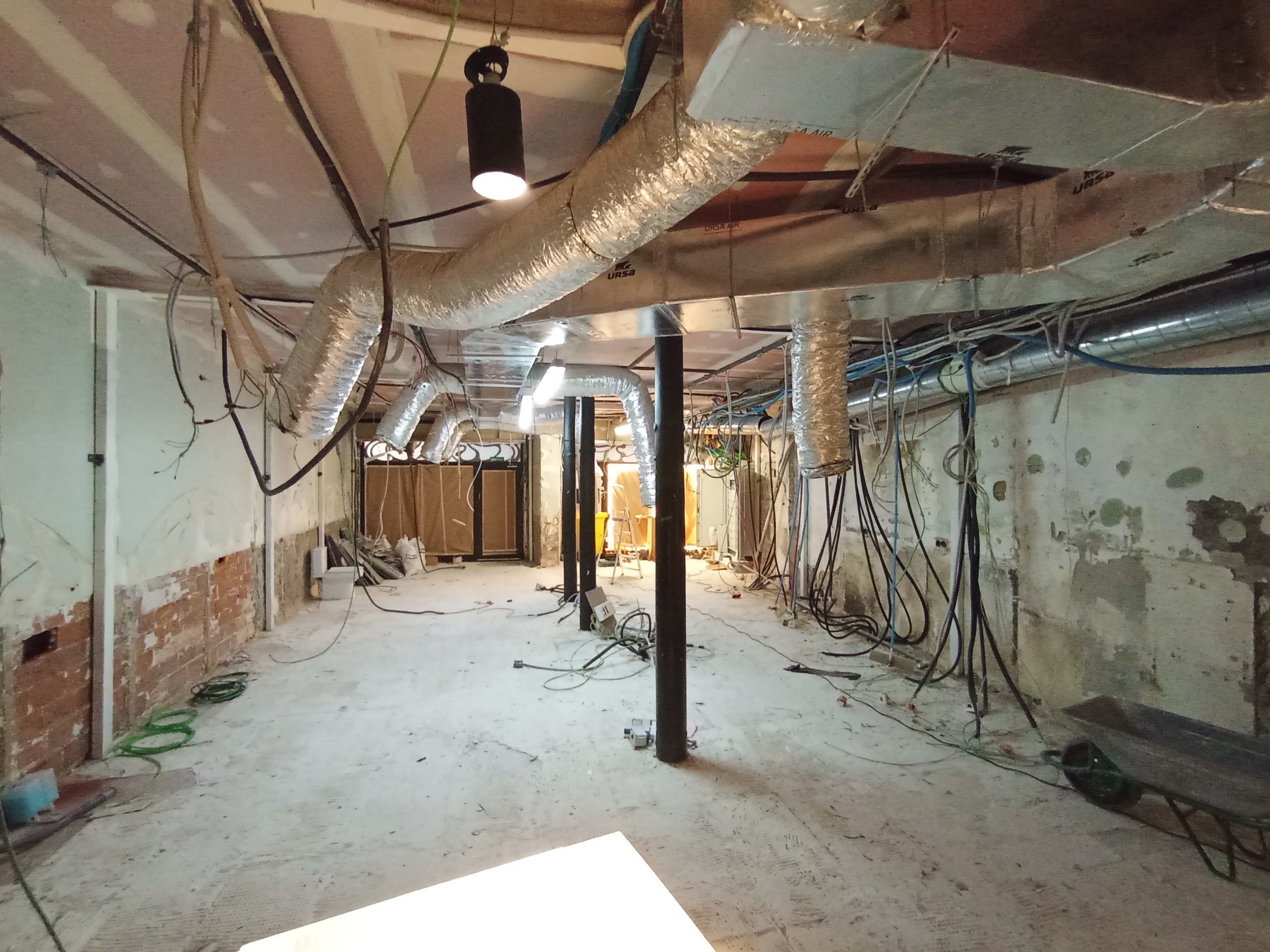 Local antes de la reforma integral – Cubic General Contractor Barcelona