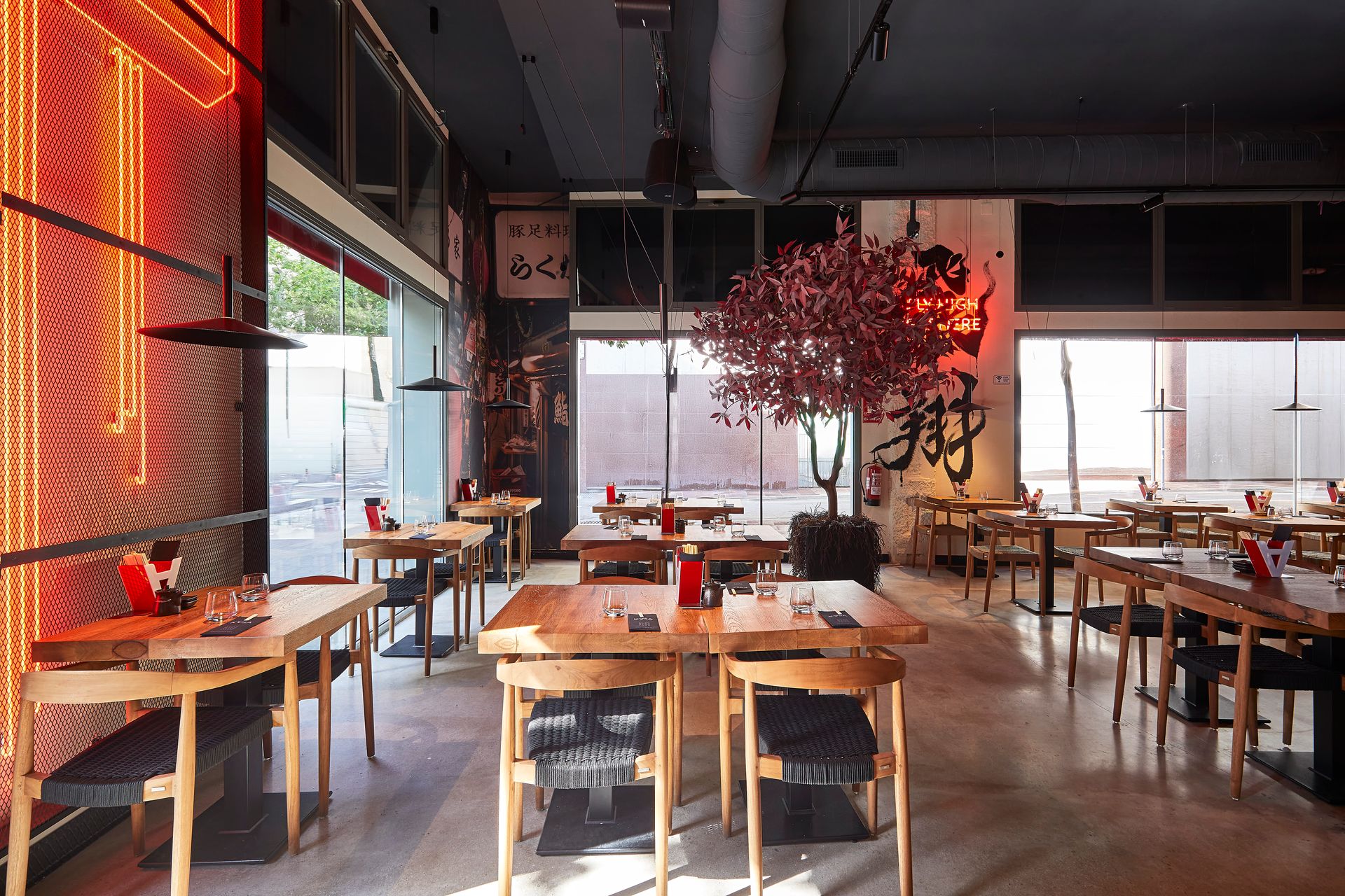 Reforma integral de restaurante japonés en Barcelona – Cubic General Contractor (3 de 6)